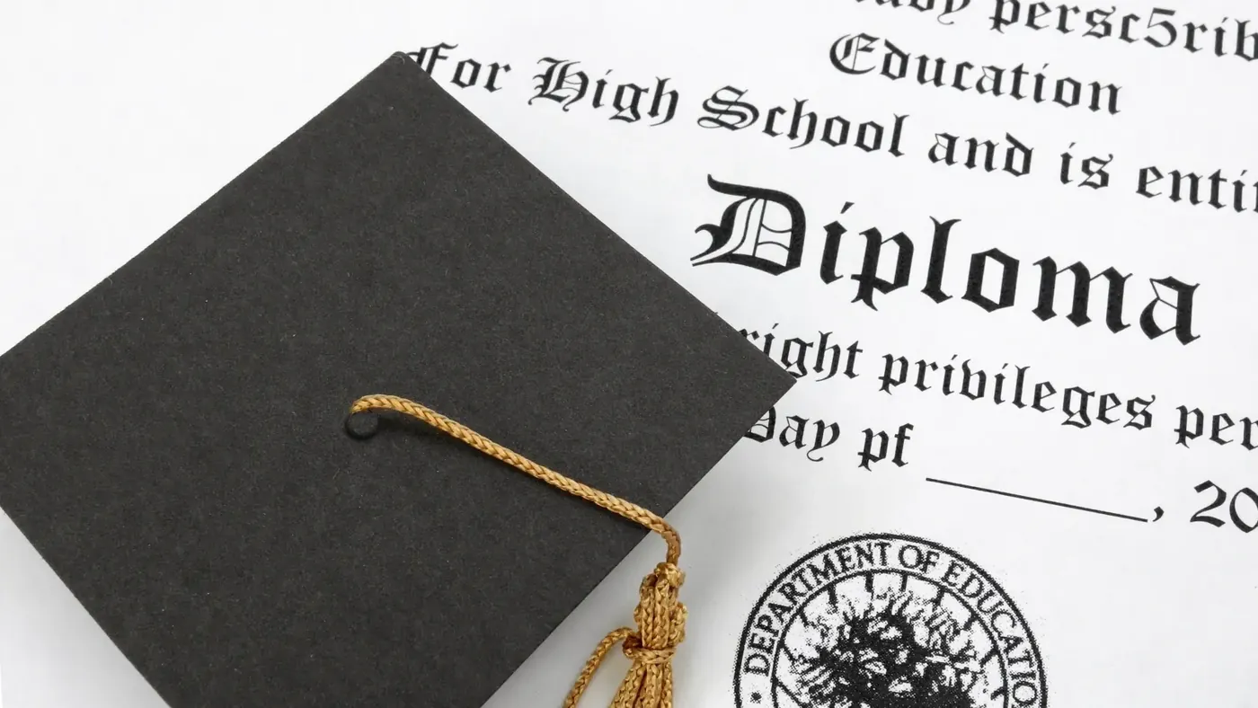 Degree documents for attestation include a diploma and a graduation cap.