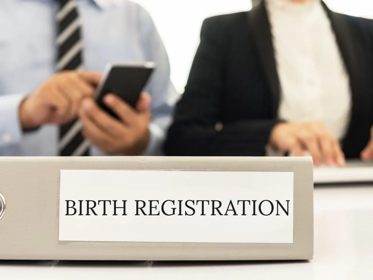 Birth registration counter representing registering a birth in Ontario.