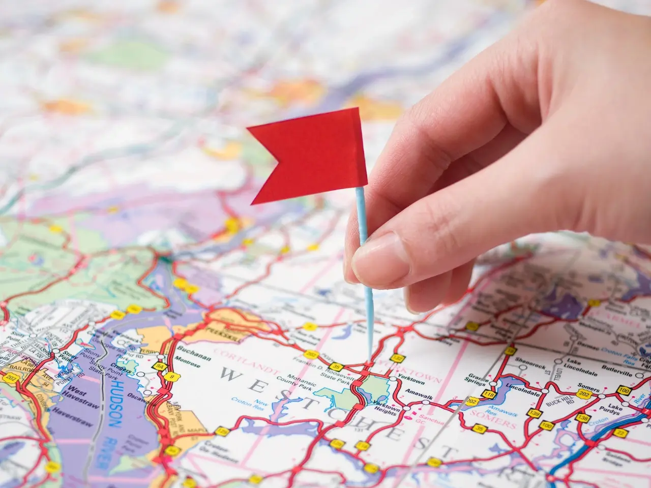 Pinpointing apostille member countries on a world map.