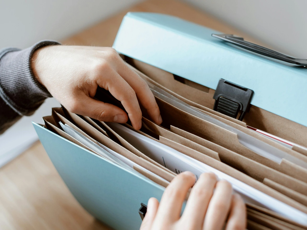 Organizing required documents for an Ontario driver's licence exchange