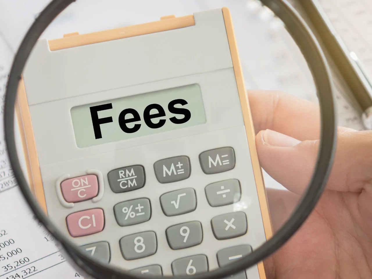 Calculator displaying WES evaluation fees for educational credential assessment in Canada.